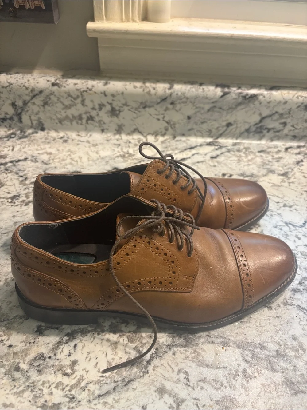 Nunn Bush Men's Cognac Tan Leather Wingtip Derbys